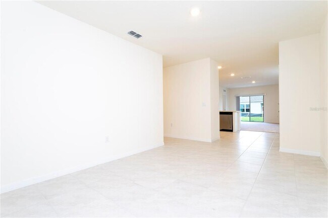 Building Photo - 2847 Common Crane Ct