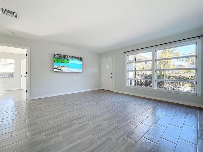 Building Photo - 1688 Bahia Vista St