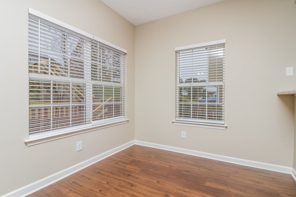 Building Photo - 7882 Rainey Dr