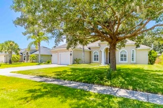 Building Photo - 425 Gallardo Cir