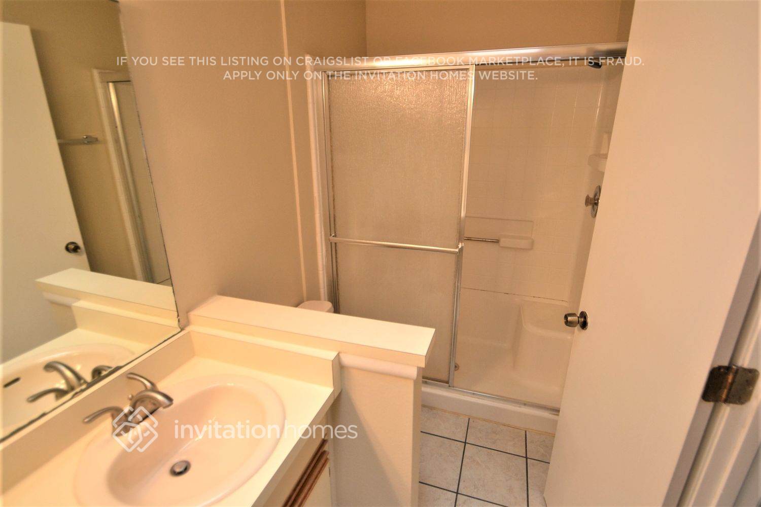 Building Photo - 1233 Ashworth Dr