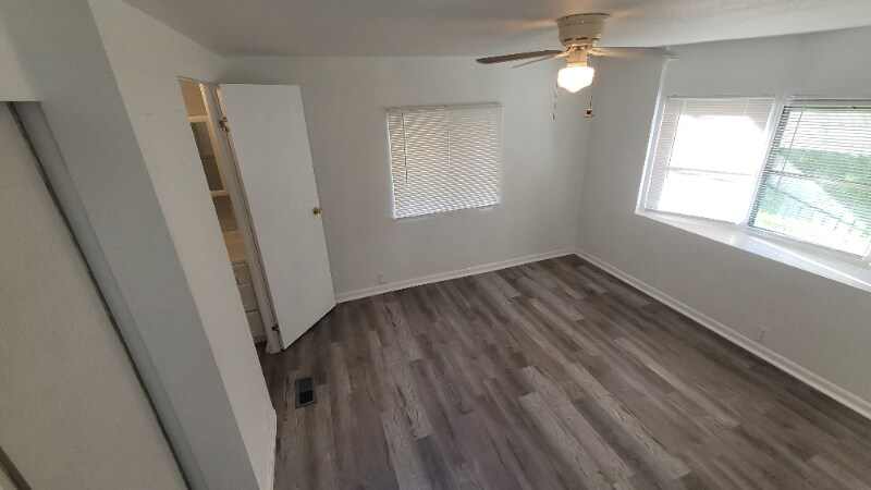 Building Photo - 142 Hamilton Dr