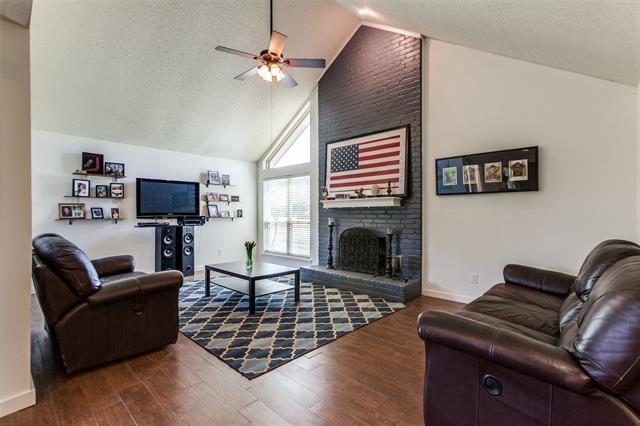 Building Photo - 2223 Big Bend Dr