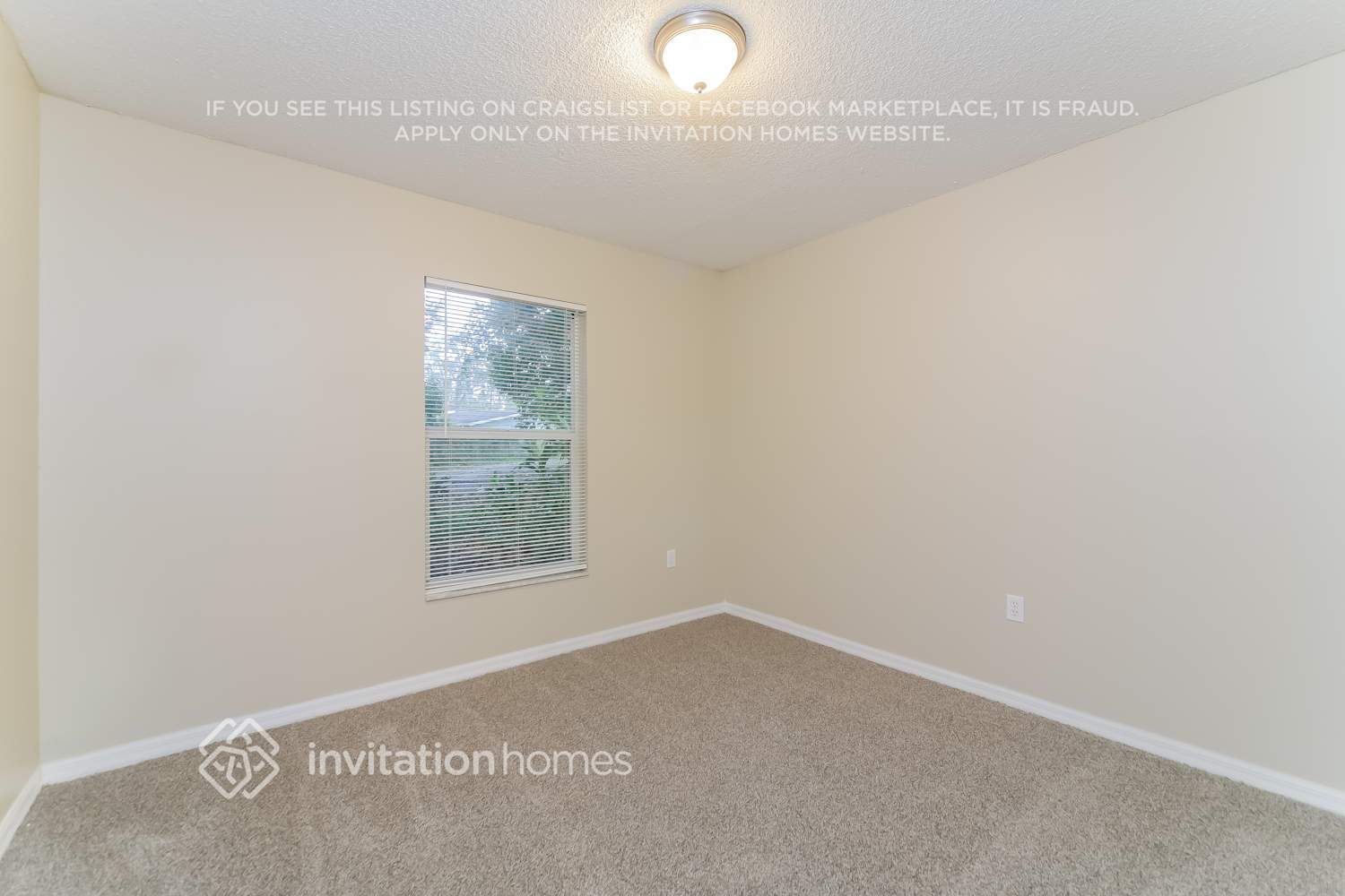 Building Photo - 913 W Lake Cannon Dr NW