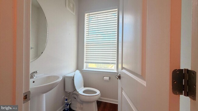 Building Photo - 10552 Neil Armstrong Way