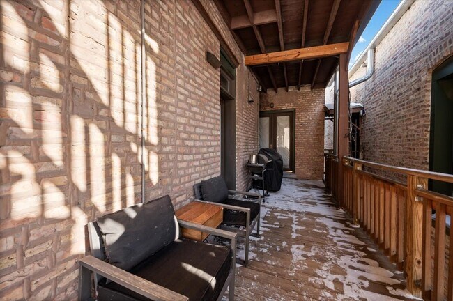 Building Photo - 2013 W Concord Pl