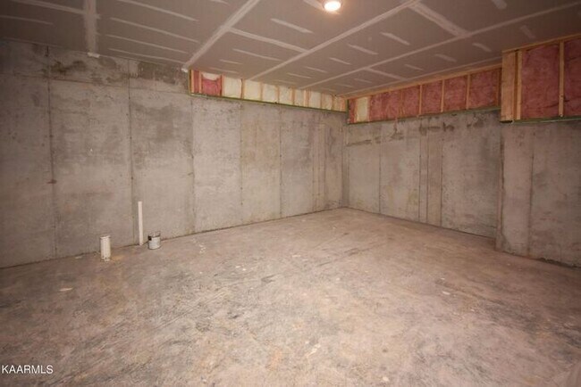 Building Photo - New Construction in North Knox!