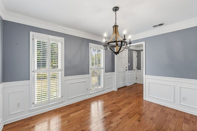 Building Photo - 299 Ashbrook Dr