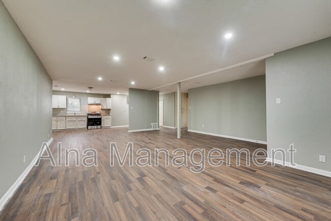 Building Photo - 3332 Mesquite Rd