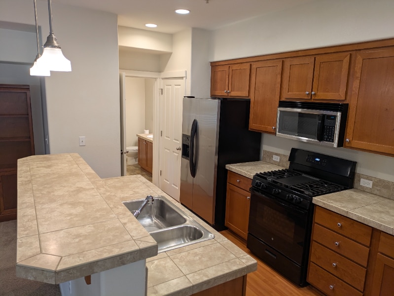 Building Photo - 10829 NE Red Wing Way