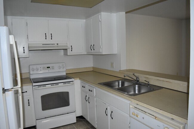 Building Photo - 2779 Patty Ln