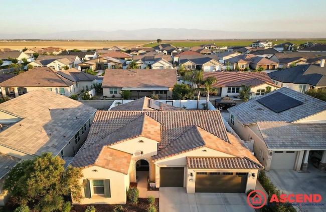 Building Photo - Luxury 4 Bed / 3 Bath Home in Gated Highgate Community – Resort-Style Living