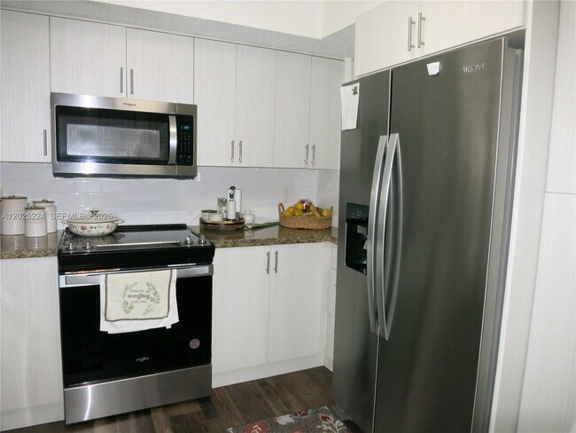 Building Photo - 15060 SW 103rd Terrace
