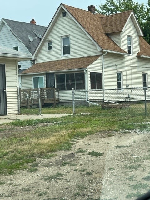 Building Photo - 724 Spencer St