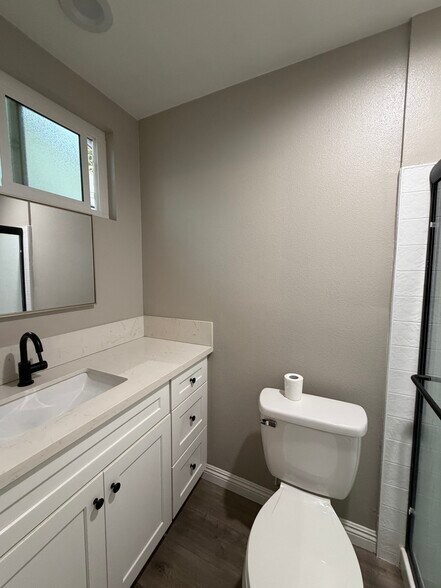 Building Photo - 15241 Dorian St