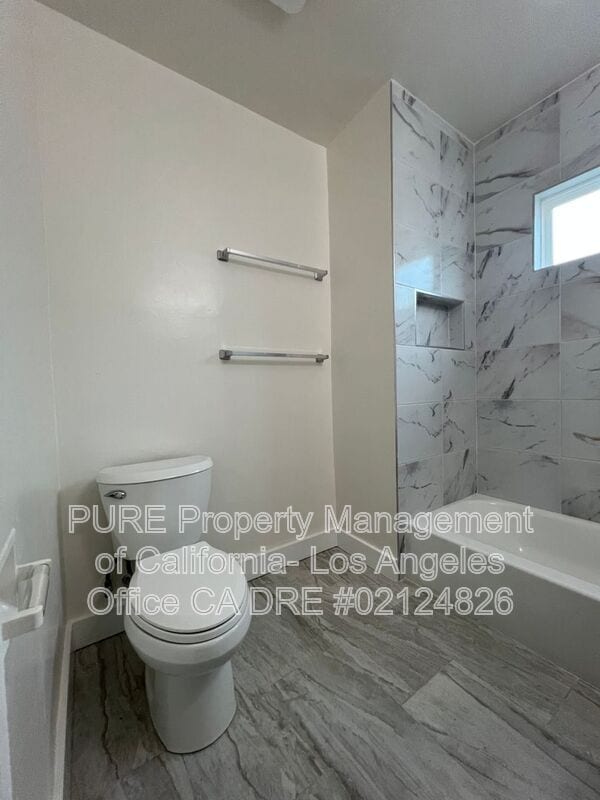 Building Photo - 10306 Buford Ave