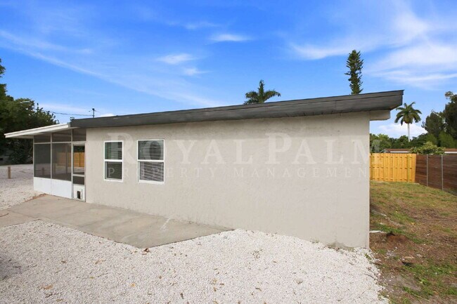 Building Photo - 2/1 Retreat in North Fort Myers: Apartment Life Called. We Didn't Answer.