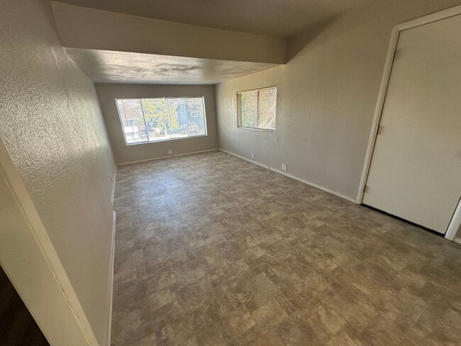 Building Photo - 3461 Ashley Ave