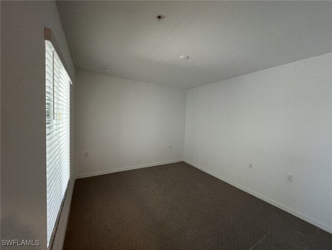 Building Photo - 5454 Double Eagle Cir