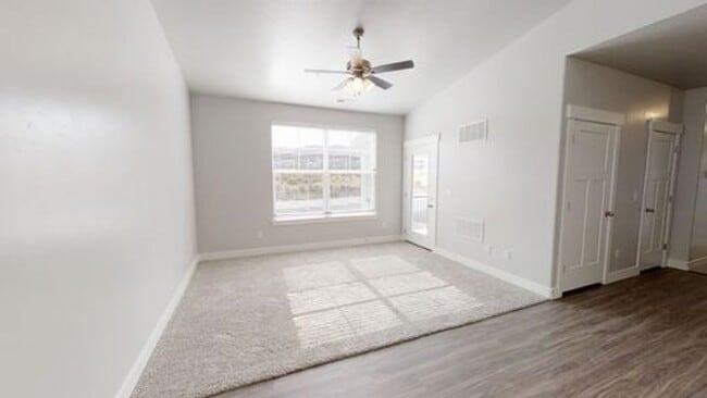 Building Photo - LEHI EXCHANGE COMMUNITY! CONDO FOR RENT!!!
