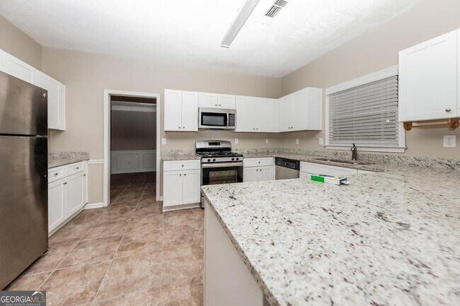 Building Photo - 2831 Stone Bridge Trail SW