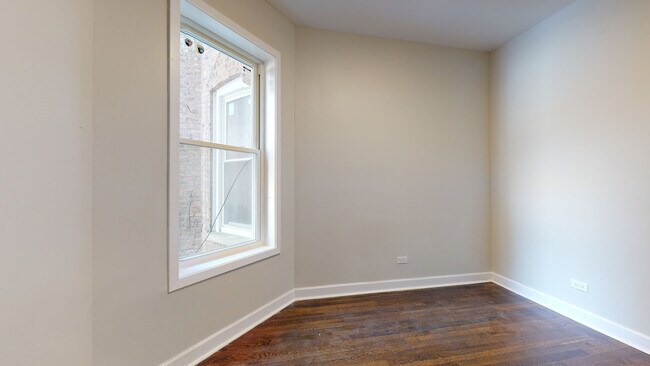 Building Photo - 2038 W Estes Ave