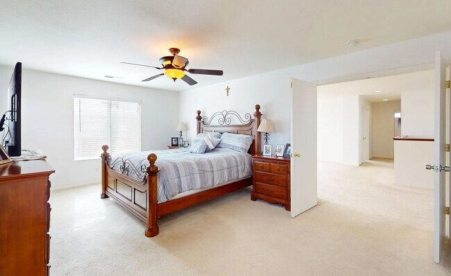 Building Photo - 1720 Hicks Ave