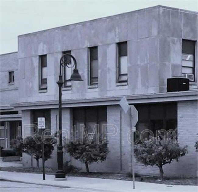 Building Photo - 111 E Michigan St