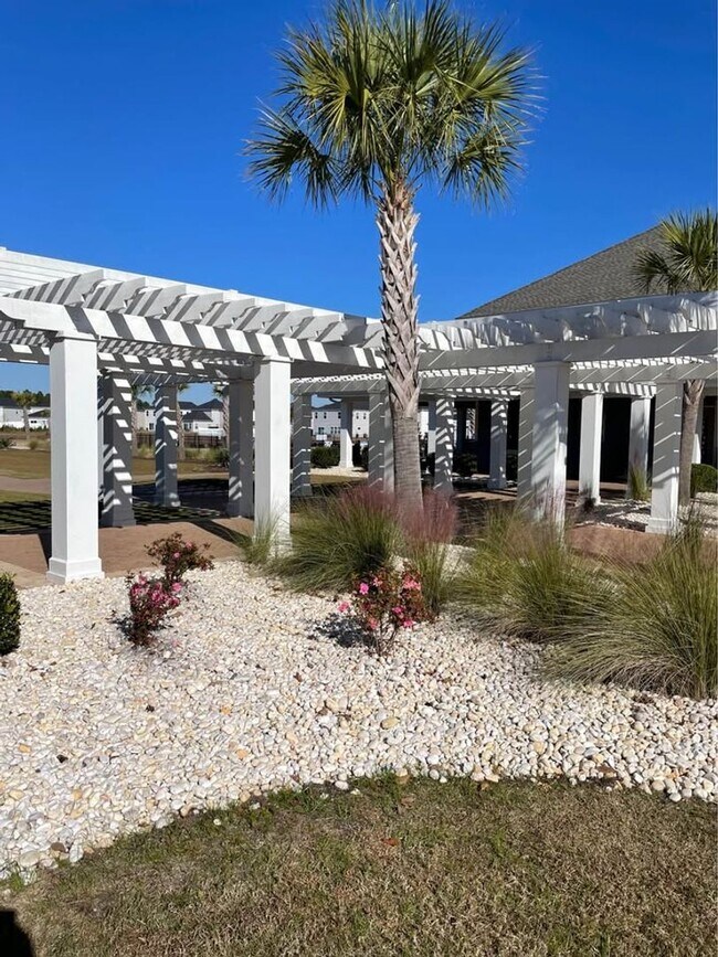 Building Photo - Available Soon! Stunning Five Bedroom, Three Bath Home in Clear Pond!