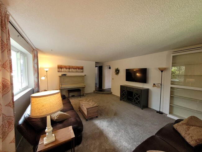 Building Photo - Charming home in Boise!