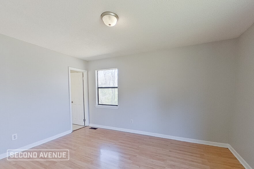 Building Photo - 434 15th Terrace NW