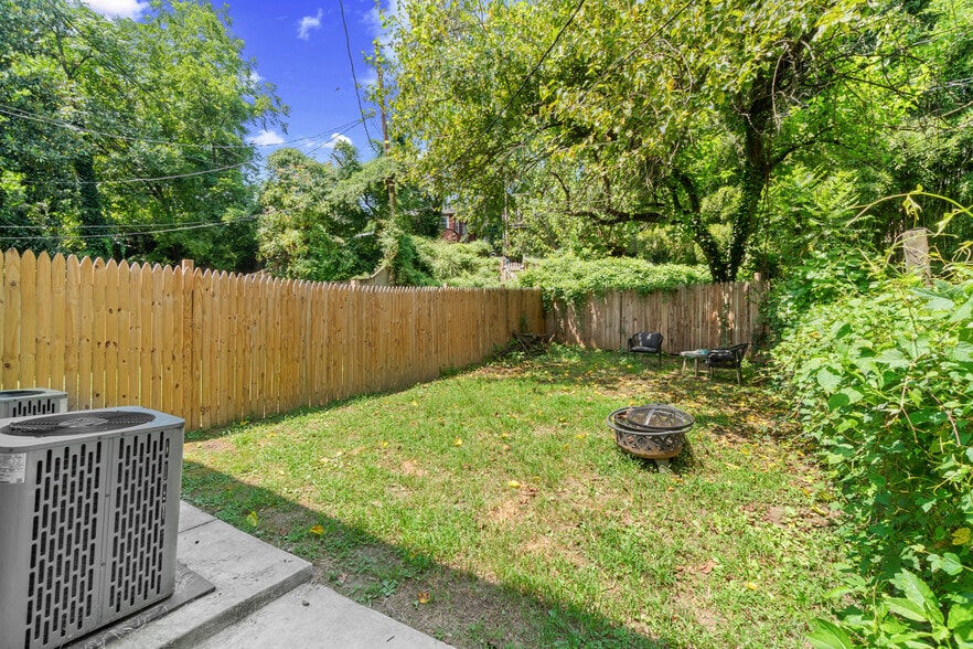 Building Photo - 2268 Druid Park Dr