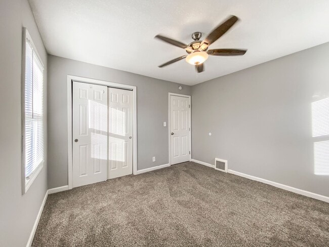 Building Photo - 11426 Applewood Dr