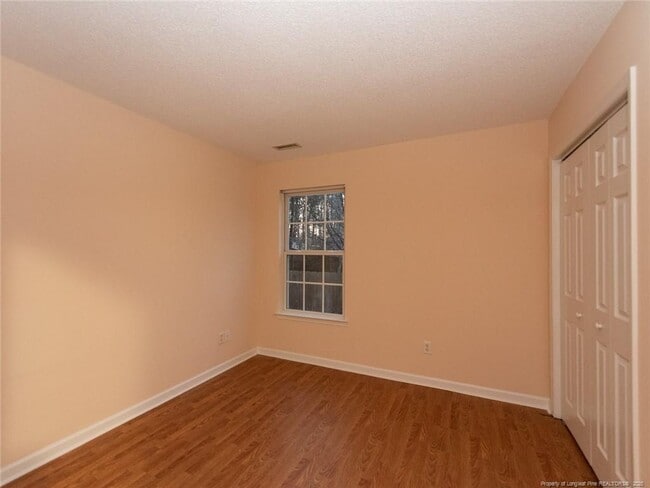 Building Photo - 404 Homestead Park Dr