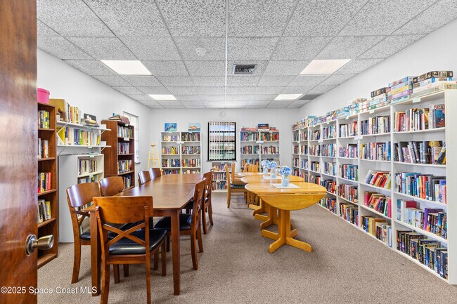 Building Photo - 2700 N Hwy A1A