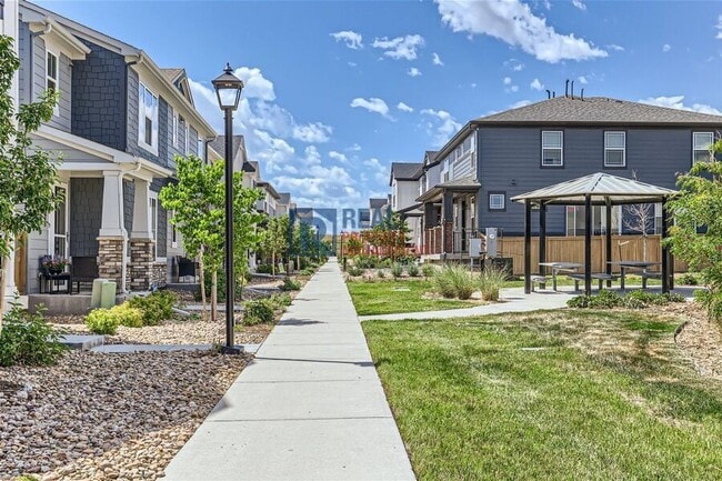 Building Photo - 8375 Holman St