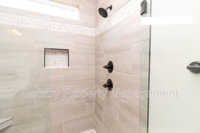 Building Photo - 2760 Ridge Park Dr