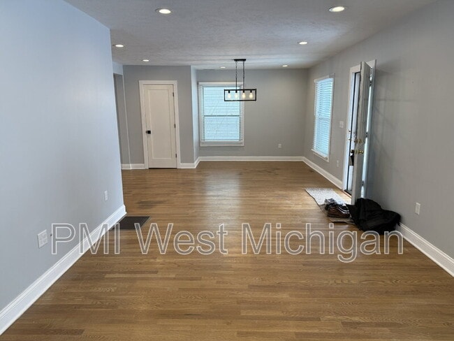 Building Photo - 1317 Morgan St NW