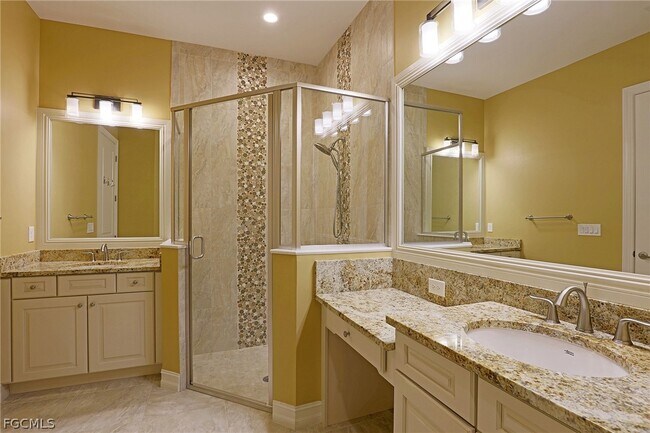 Building Photo - 8181 Venetian Pointe Dr