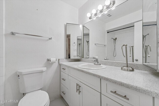 Building Photo - 3224 S El Camino Dr