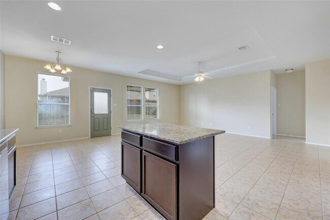 Building Photo - 109 Marcheeta Way