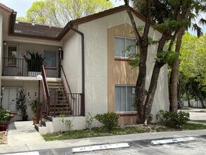 Building Photo - 9103 SW 138th Pl