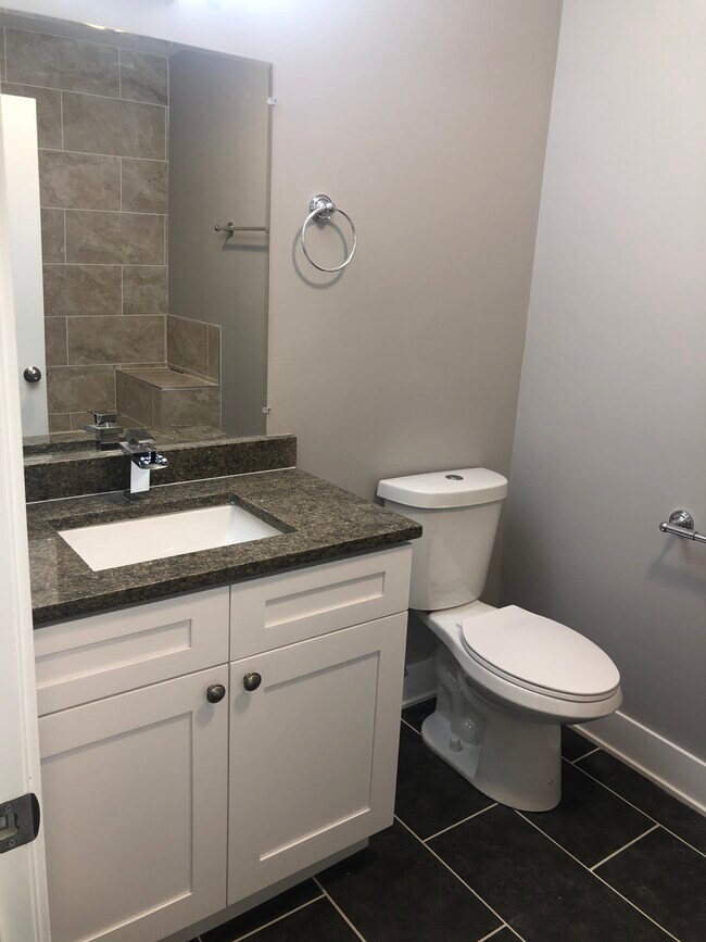 First Floor - 4836 S Michigan Ave