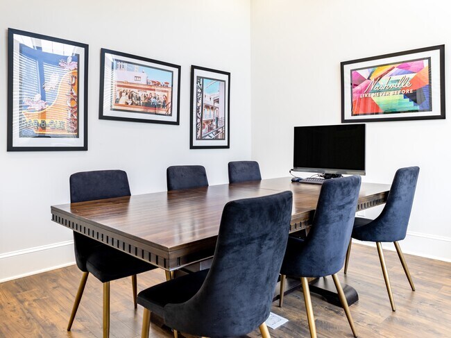 Building Photo - 5224 Tupelo St