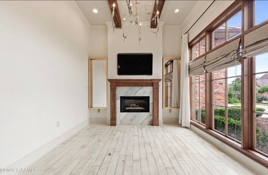 Building Photo - 401 Torrenova Cir