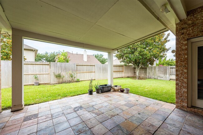 Building Photo - 13815 Normandy Ct