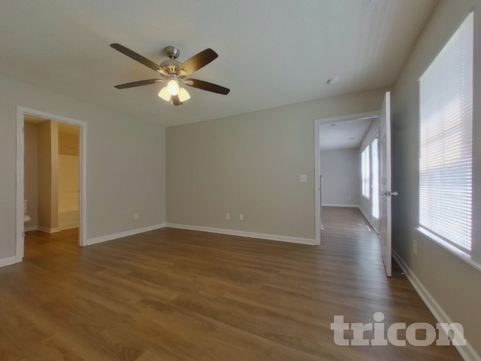 Building Photo - 2048 Lake Carolina Dr