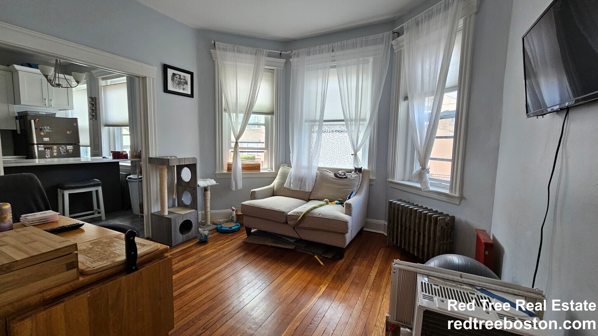 Building Photo - 76 Strathmore Rd