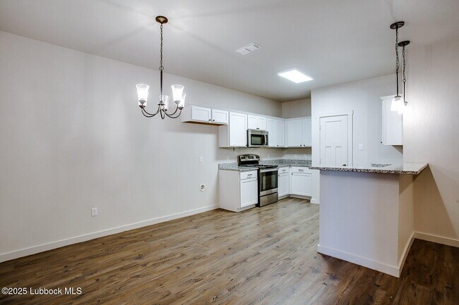 Building Photo - 2731 137th St