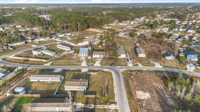 Building Photo - 394 Rd 5102